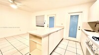 919 Michigan Ave in Miami Beach, FL - Building Photo - Building Photo