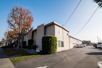 Amber Court in Bellflower, CA - Building Photo - Building Photo