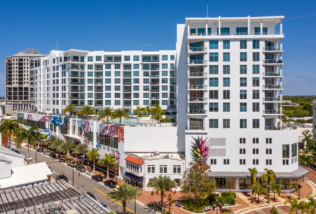 The Mark in Sarasota, FL - Building Photo - Building Photo