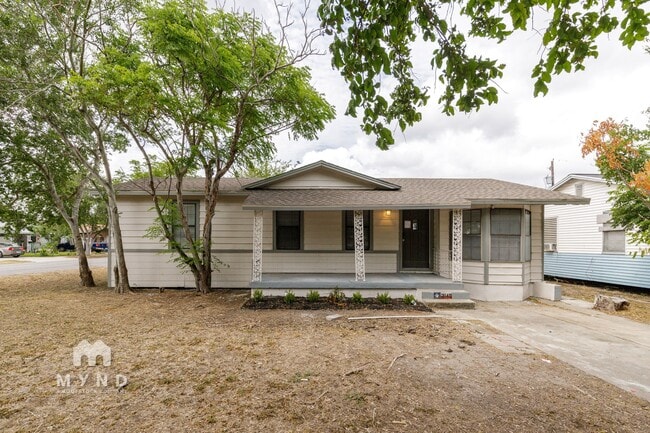 2149 Karen Dr
