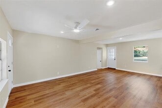 5637 Bonnie Dr in Watauga, TX - Building Photo - Building Photo