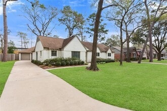 1754 Maux Dr in Houston, TX - Foto de edificio - Building Photo