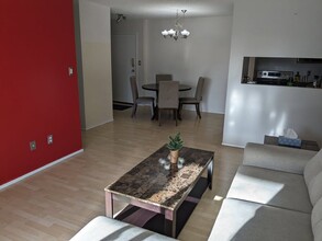 10520 120 St NW in Edmonton, AB - Building Photo - Building Photo