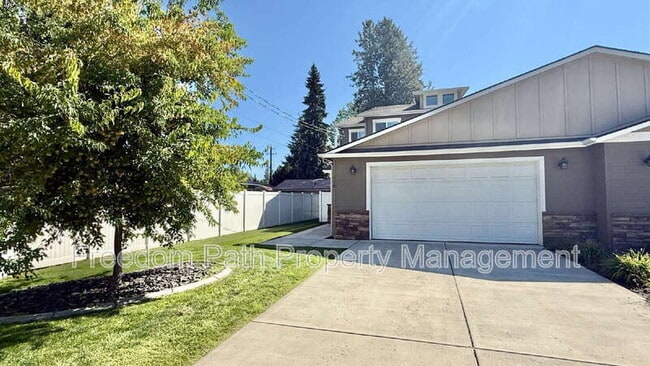 property at 816 N 18th St