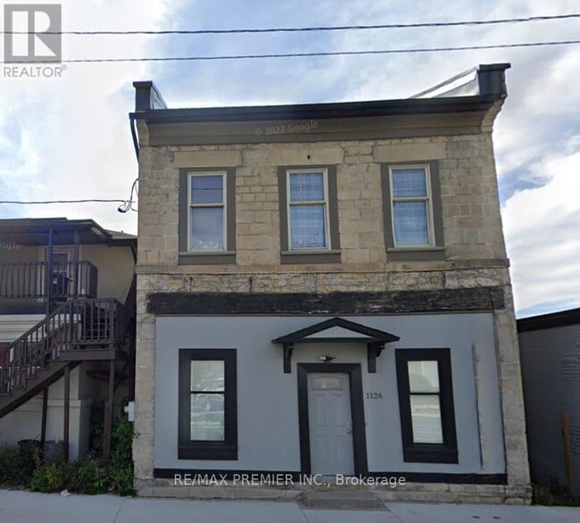 property at 1126 King St E