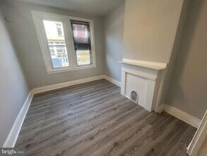 5647 Heiskell St in Philadelphia, PA - Building Photo - Building Photo