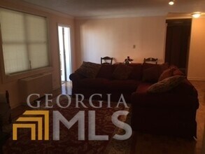 300 Peachtree St NE-Unit -12 I in Atlanta, GA - Building Photo - Building Photo