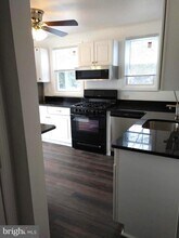 83 Edison Rd in Cherry Hill Township, NJ - Building Photo - Building Photo