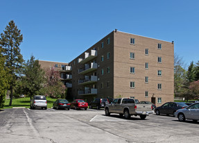 College Park Apartments in Oberlin, OH - Building Photo - Building Photo