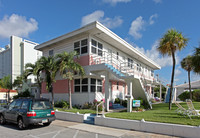 Marine Villas in Hollywood, FL - Building Photo - Building Photo