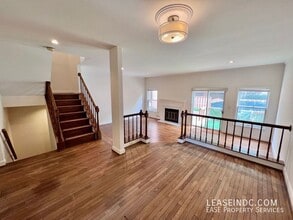 1445 Hampton Hill Cir in McLean, VA - Building Photo - Building Photo