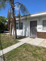 1641 Taft St in Hollywood, FL - Building Photo