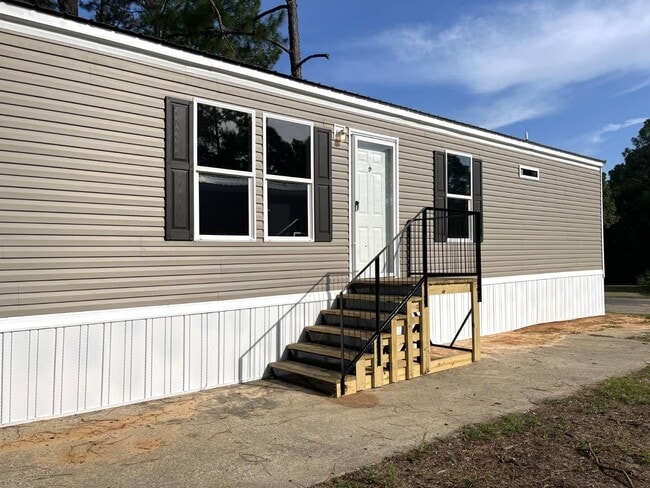 14142 Lorraine Rd in Biloxi, MS - Building Photo - Building Photo