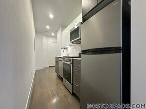 44 Joy St in Boston, MA - Building Photo - Building Photo