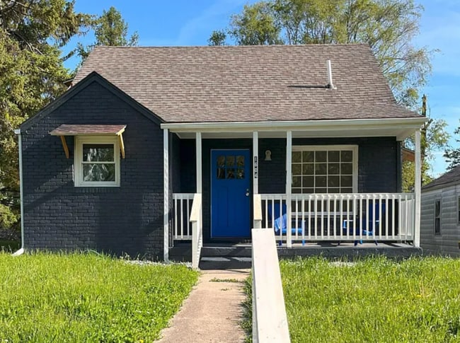 property at 1604 W 11th St