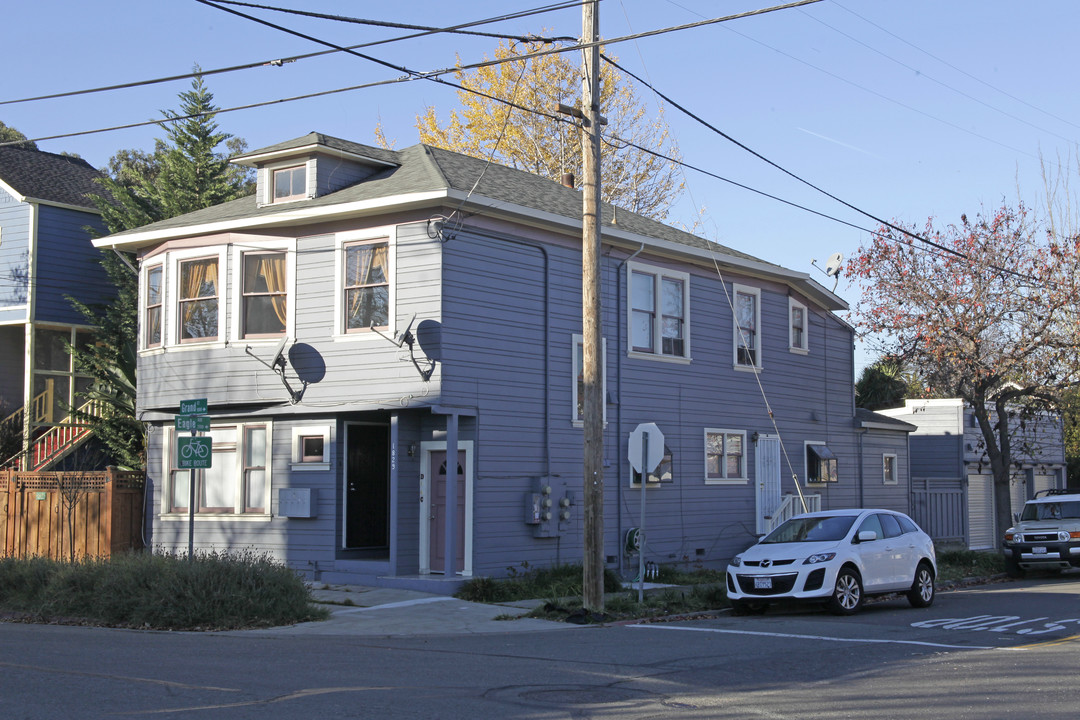 1829 Grand St in Alameda, CA - Building Photo