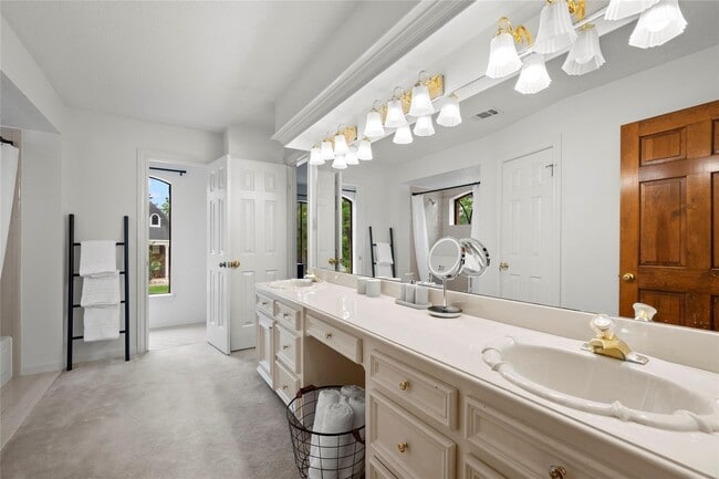 14022 Champions Hamlet Ct