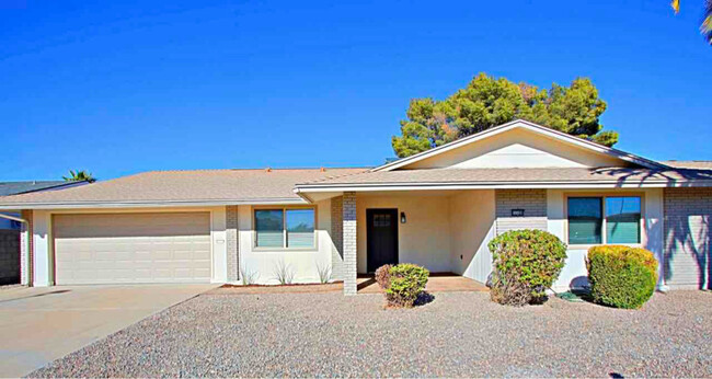 11108 W Tiffany Ct in Sun City, AZ - Foto de edificio - Building Photo