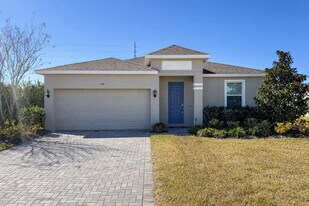 210 Tarpon Bay Blvd in Haines City, FL - Building Photo