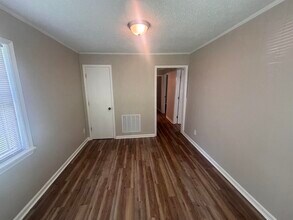 2076 Goff Ave in Memphis, TN - Building Photo - Building Photo