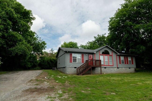 222 Myatt Dr in Nashville, TN - Building Photo - Building Photo