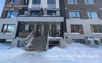 1308 Creekway Private in Ottawa, ON - Building Photo