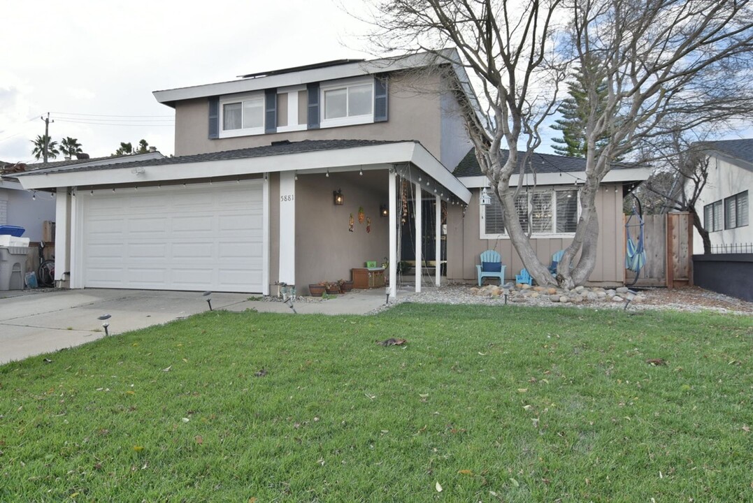5881 Ettersberg Dr in San Jose, CA - Building Photo