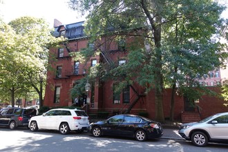 260-262 Commonwealth Ave in Boston, MA - Foto de edificio - Building Photo