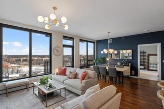 1240 S 2nd St in Minneapolis, MN - Foto de edificio - Building Photo