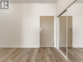 1 Kyle Lowry Rd in Toronto, ON - Building Photo - Building Photo