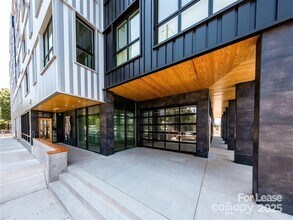 1824 N Brevard St in Charlotte, NC - Building Photo - Building Photo