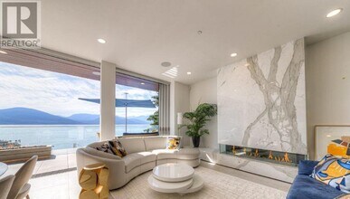 61 Brunswick Beach Rd in Lions Bay, BC - Building Photo - Building Photo