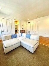 127 Charles St, Unit 3F in Boston, MA - Building Photo - Building Photo