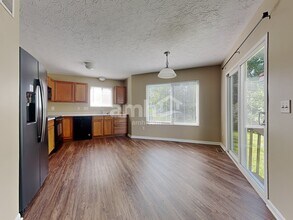 5569 Windsor Ct in South Lebanon, OH - Building Photo - Building Photo