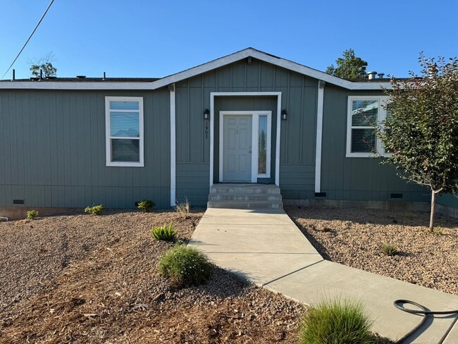 1903 Arrowhead Dr in Paradise, CA - Building Photo - Building Photo