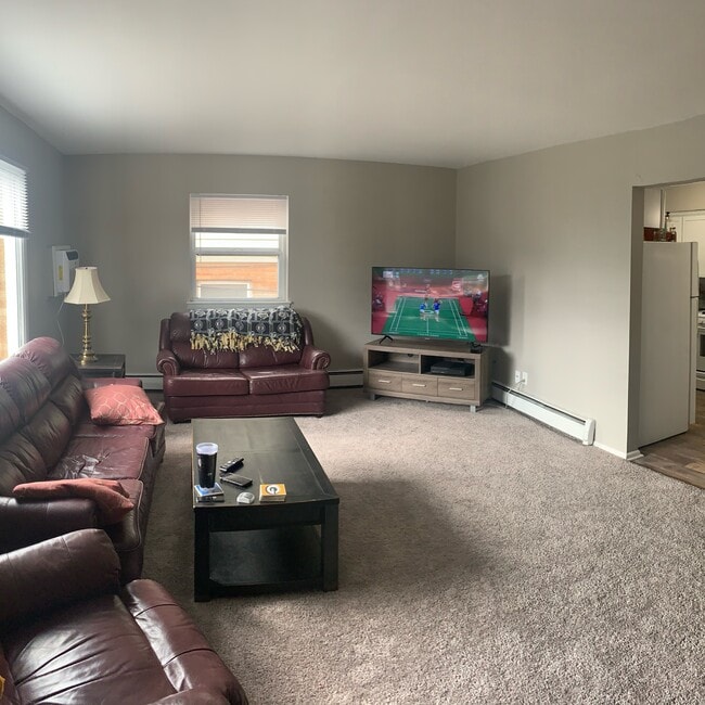 12111 W Bluemound Rd