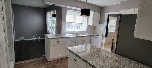 629 S Troost St in Olathe, KS - Building Photo - Building Photo