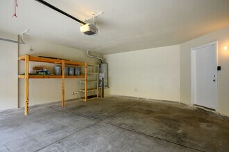 853 Blushing Rose Pl in Henderson, NV - Building Photo - Building Photo