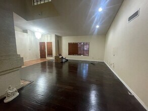 6049 W Grandview Rd in Glendale, AZ - Building Photo - Building Photo