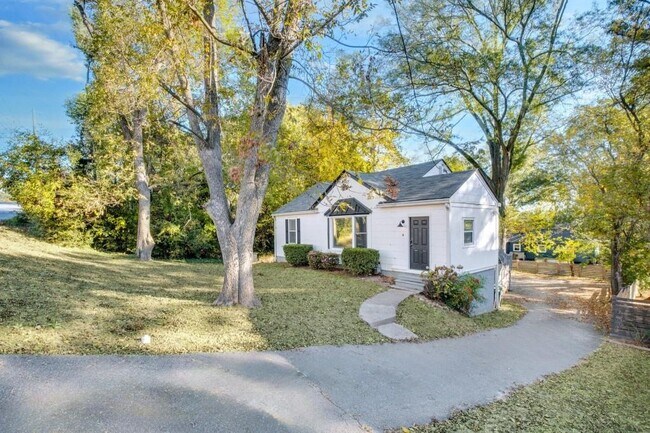 111 Doran Ave in Marietta, GA - Building Photo - Building Photo