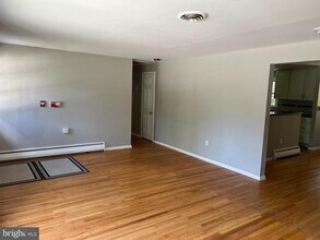 319 Meetinghouse Ln in Media, PA - Building Photo - Building Photo