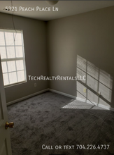 5321 Peach Pl Ln in Charlotte, NC - Foto de edificio - Building Photo