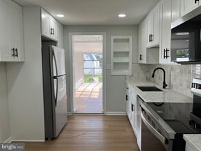 402 Maple Ave in Wilmington, DE - Building Photo - Building Photo