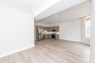 1907 S Racine Ave in Chicago, IL - Building Photo - Building Photo