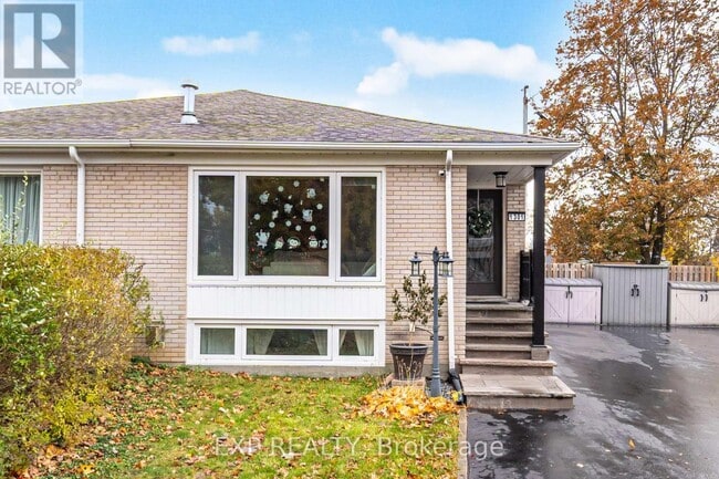 property at 1301 Freeport Dr