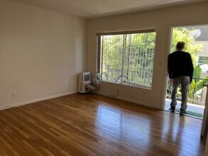 3721 Motor Ave, Unit Apt. F in Los Angeles, CA - Foto de edificio - Building Photo