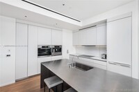 2901 Collins Ave, Unit 1408 in Miami Beach, FL - Building Photo - Building Photo