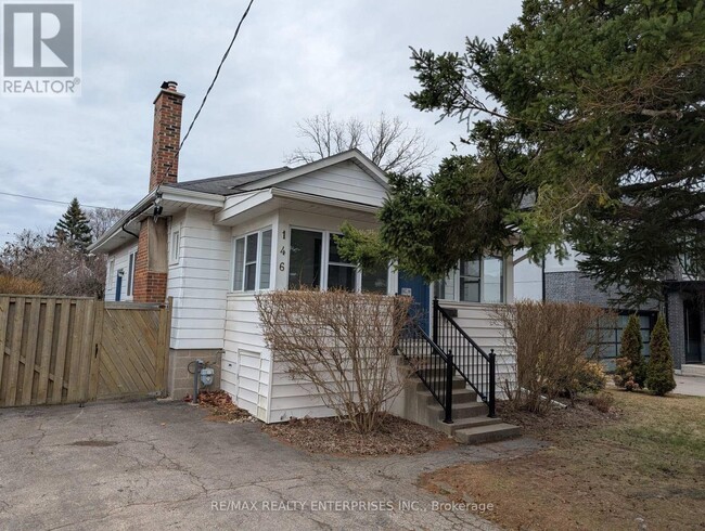 146 Angelene St