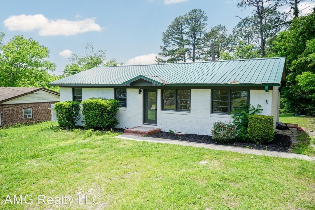 634 Woodburn Dr Photo