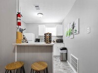 3641 N MacGregor Way photo'